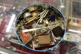 A quantity of collectables, bijouterie etc.