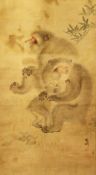 A GOOD JAPANESE MEIJI PERIOD PAINTED KAKEMONO / HANGING SCROLL PAINTING ON SILK - MONKEYS, the