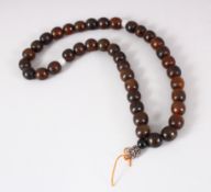 A SET OF 19TH CENTURY CHINESE QING DYNASTY RHINOCEROS / RHINO HORN ROSARY BEADS / NECKLACE,