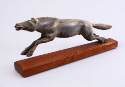 A 19TH CENTURY CHINESE CARVED HORN FIGURE OF A HORSE, 21.5CM