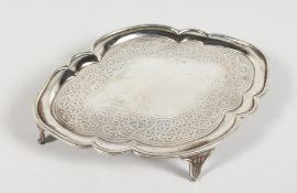 A GEORGE III SHAPED SCOTTISH OVAL TEAPOT STAND. Edinburgh 1800. Maker: Matthew Crew.