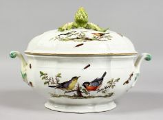 A SUPERB 18TH CENTURY MEISSEN PORCELAIN OVAL TWO HANDLED TUREEN AND COVER, with pineapple finial and
