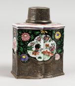 A VERY GOOD SAMSON OF PARIS PORCELAIN CADDY, with Chinese decoration, silver cap and base. 4.5ins