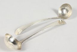 A PAIR OF GEORGE III SCOTTISH TODDY LADLES. Edinburgh 1800.