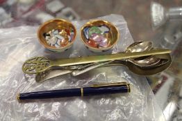 Miscellaneous collectables.