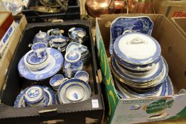 A quantity of Booth's Real Old Willow Pattern china, Spode Italian pattern and other blue and