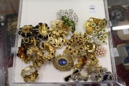 A good collection of colourful bijouterie.