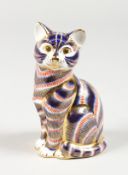 A ROYAL CROWN DERBY PAPERWEIGHT CAT, gold stopper and box.