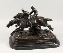 AFTER E. LOISCUY. A GOOD BRONZE GROUP STEEPLECHASE On a marble base. 15ins long.