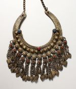 AN ISLAMIC CHOKER.