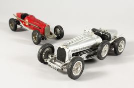 A BUGATTI TYPE 1934 59 MODEL CAR and A RED CAR (2).