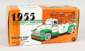 FIRST GEAR 1955 DIAMOND-T WRECKER, 1.34 SCALE, SHAMROCK TOWING. RRP: £45.