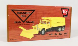 FIRST GEAR 1960 MACK B-61 DUMP TRUCK WITH PLOUGH TRIANGLE INCLUDED, 1.34 SCALE. RRP: £75.