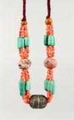 A GOOD ISLAMIC CORAL AND STONE NECKLACE.