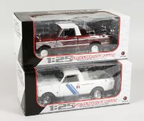 SET OF TWO FIRST GEAR 1.25 SCALE INTERNATIONAL SCOUT PICK UP TRUCKS. RRP: £42.