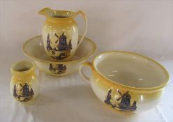 Toilet set with windmill decoration