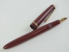 A vintage Parker Slimfold fountain pen with 14ct gold Parker nib.