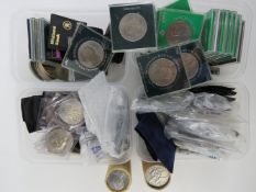 A large quantity of commemorative crowns together with some other British coinage including