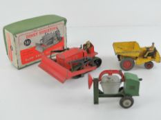 A Dinky Super Toys Blaw Knox Bulldozer in original box (bottom of box deficient.