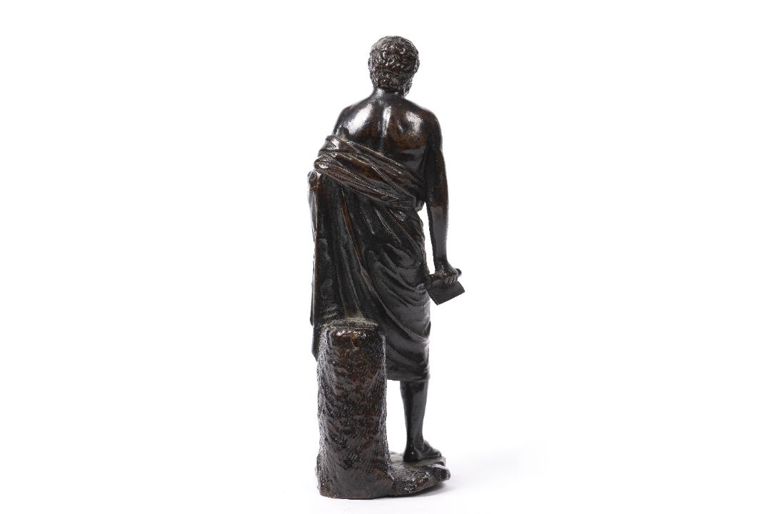 Continental bronze figure of a Roman 19th Century, holding a document in one hand, the other resting - Image 2 of 3