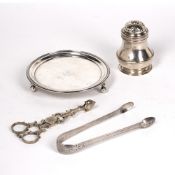 Silver card tray Georgian, bearing marks for Solomon Hougham, London, 1800, 12cm across, 106g approx