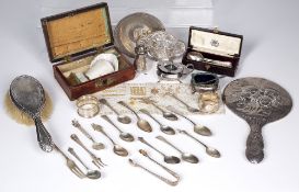 Collection of silver and white metal ware to include: a cased set of twelve silver teaspoons,