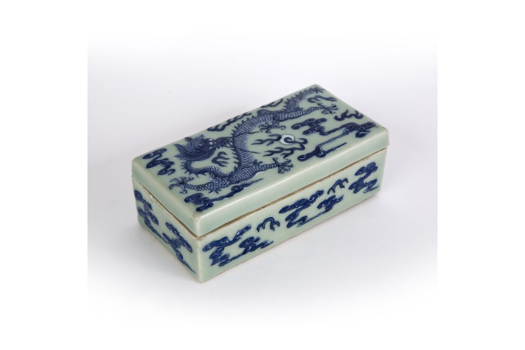 Celadon pen box Chinese, 19th Century decorated the lid with a five clawed dragon in flight, the - Image 1 of 2