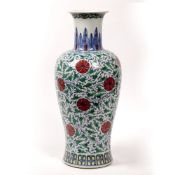 Polychrome vase Chinese, 18th/19th Century with stylised lotus interspersed with green trailing