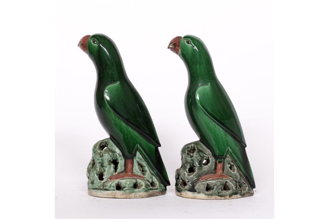 Pair of porcelain models of green glazed parrots Chinese, 19th Century Kangxi-style with black eyes, - Image 4 of 5