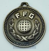 1960 France v England Amateur International golf participants medal – engraved on the reverse “