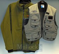 Fishing Clothing– Browning zipped fronted with press studs, 2 large pockets to front, fur lined, Fox