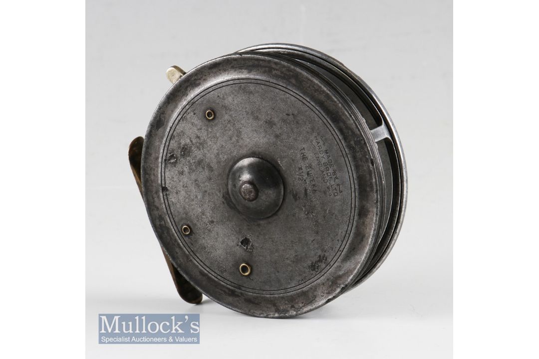 Hardy Bros England The Eureka alloy centre pin reel: 3.5” dia, ribbed brass foot, on/off rim check - Image 2 of 2
