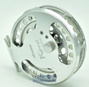 Okuma Kennet K-1002 centrepin trotting reel 4 3/8” in silver finish^ twist on/off check^