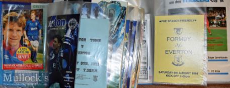 1993/94 – 1998/99 Everton Home and Away Football Programme Collection to include league (appears
