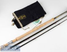 Fine and unused Hardy Made in England “Hardy Favourite Graphite Salmon Fly” rod – 15ft 3pc line 10#,