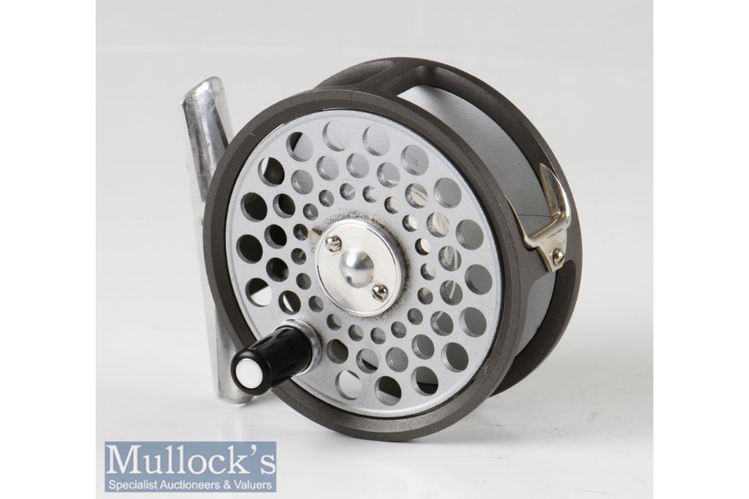 Fine Hardy The Flyweight alloy fly reel and spare spool – 2.5” dia with smooth alloy foot stamped - Image 2 of 3
