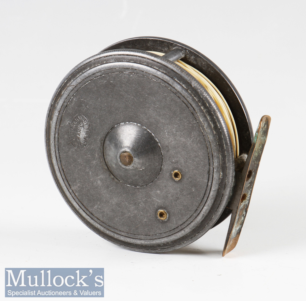 Scarce W H Dingley Maker Alnwick stamped alloy fly reel 3. 3/8” dia, constant check, smooth brass - Image 3 of 3