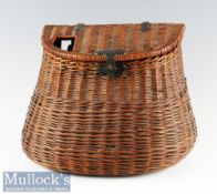 Fine and Rare Early Chas Farlow & Co Makers 191 The Strand London, Wicker Creel c1885-1895 –