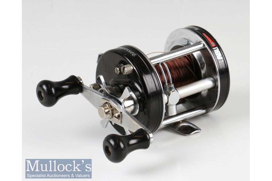ABU Garcia Ambassadeur 6500CA multiplying reel high speed^ twin black handles^ domed end plates^ - Image 2 of 3