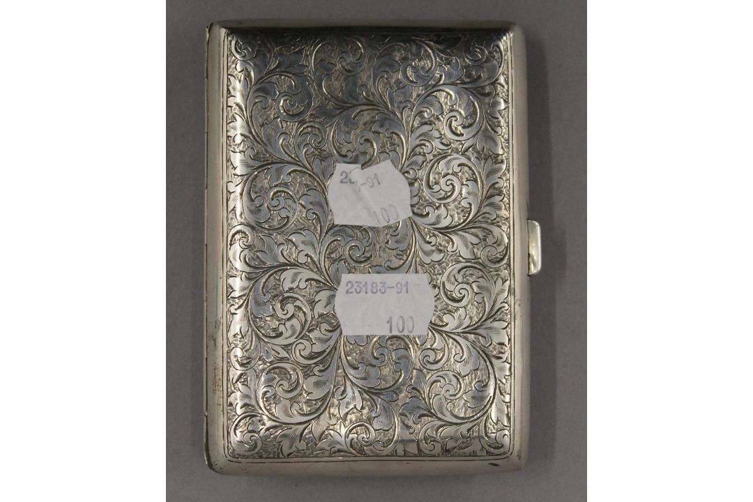 A silver cigar case. 12 cm high. 4.7 troy ounces. - Image 3 of 6