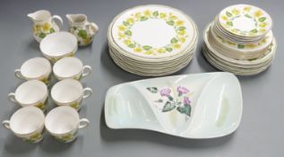 Wedgwood Kingcup and Villeroy & Boch Geranium dinner and tea ware, approximately 39 pieces