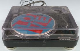 Numark TT100 direct drive turntable / record deck