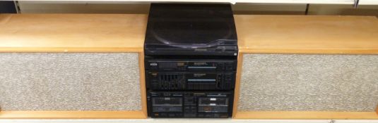 Marantz hifi system with light wood cased speakers