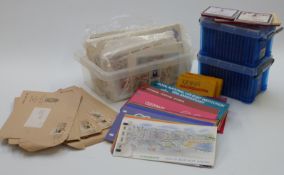 A tray of mainly Isle of Man stamps and booklets