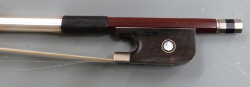 Cello bow with Parisian eye, 88.3g