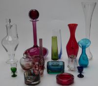 Nineteen pieces of clear and coloured glass including a Murano Sommerso rectangular bowl, eye baths,