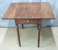 Victorian mahogany Pembroke table, W71 x D50 x H71cm