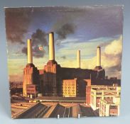 Pink Floyd - Animals (SHVL 815), A2/B2 record appears Ex with slight wear to cover also Meddle (SHVL