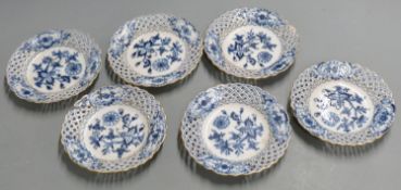 Set of six Meissen pierced cabinet plates, diameter 15cm