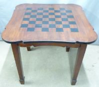 Games table with chess board to top, W86 x D86 x H77cm